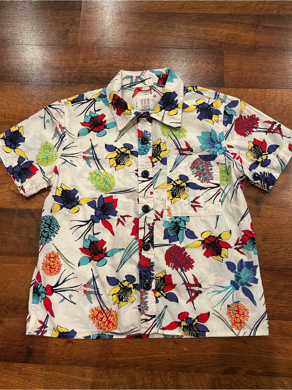 Topo Designs Camp Shirt Women’s Small White Floral Short Sleeve Button Up Cotton